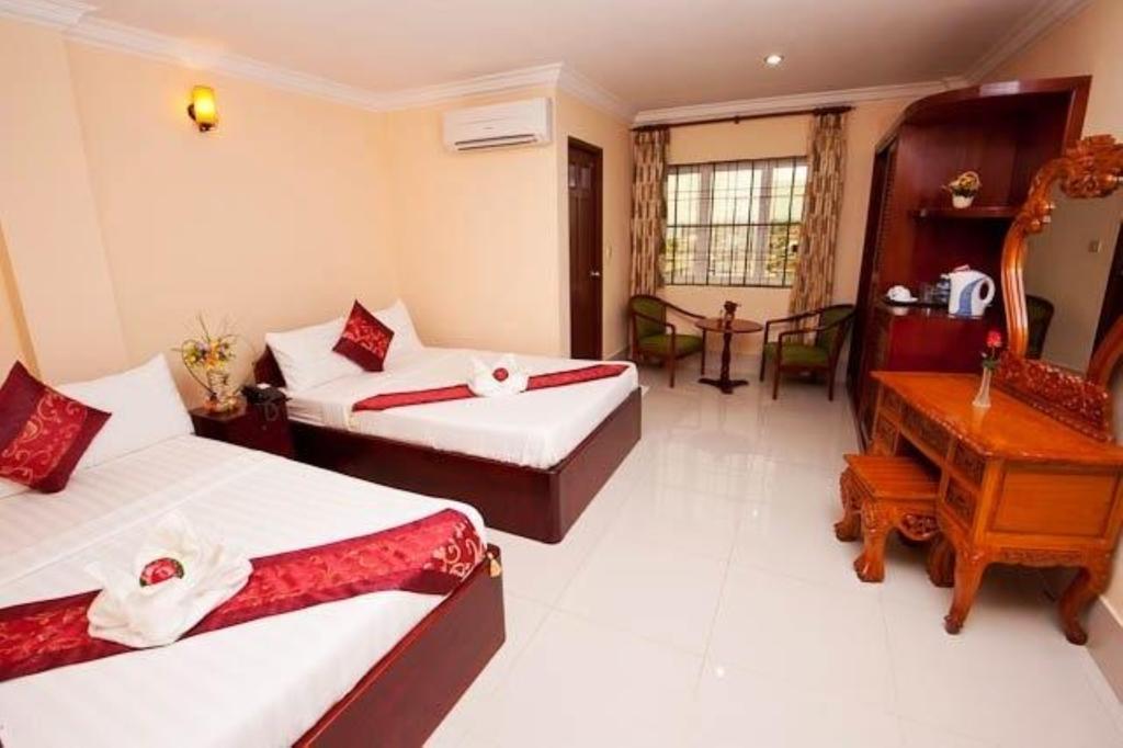 Mittapheap Hotel Кампот Стая снимка